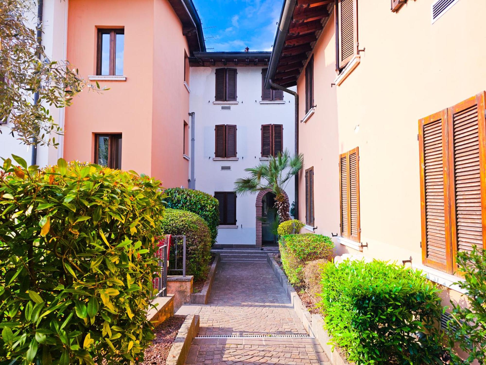 Appartement Casa Marilyn à Desenzano del Garda Extérieur photo